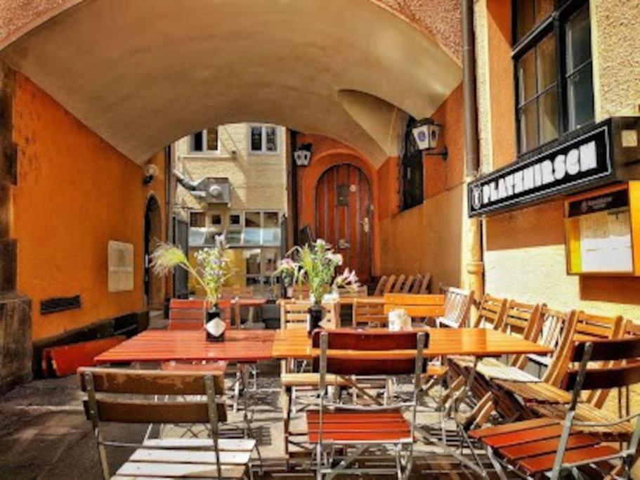 Zentrales In Stuttgart, 3 Fuer 10 Gaeste