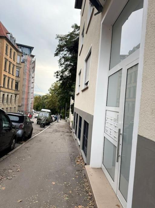 Apartment Zentrales In Stuttgart, 3 Fuer 10 Gaeste Stuttgart
