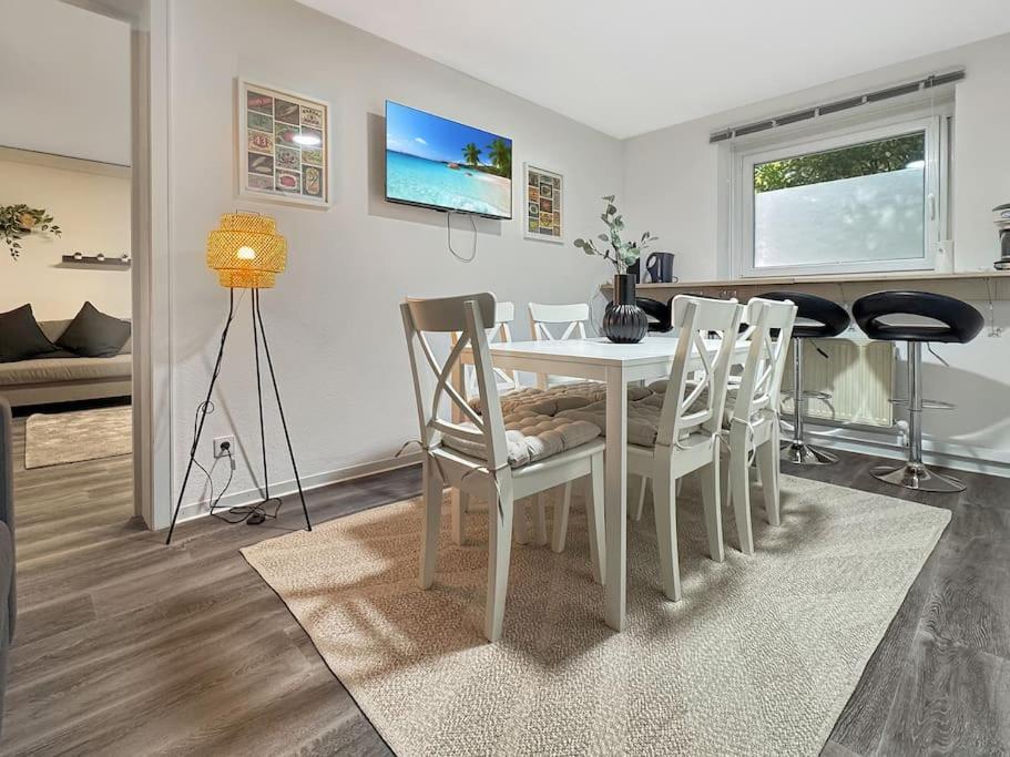 Zentrales In Stuttgart, 3 Fuer 10 Gaeste Apartment